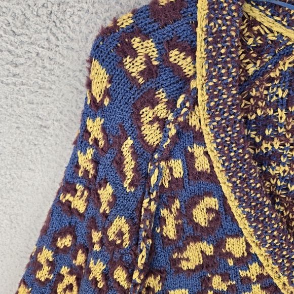 Free People Womens Oversized Sweater Sz S Little Animal Chunky Knit Ling Sleeves - Picture 6 of 14